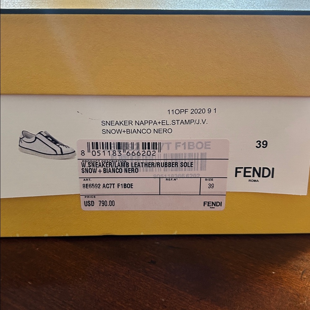 Fendi Monochrome Graphic Sneakers - Picture 8 of 9